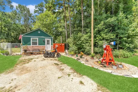 2075 Mangum Road Livingston TX 77351