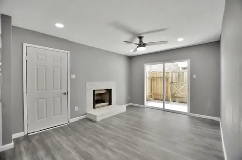 7600 Emmett F Lowry Expressway 313 Texas City TX 77591