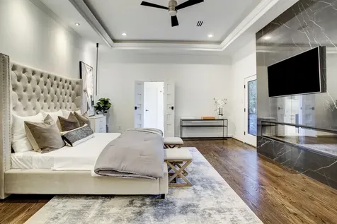 5158 Huckleberry Circle Houston TX 77056