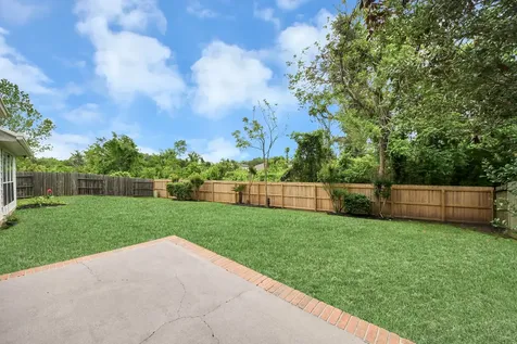 2818 Five Oaks Drive Missouri City TX 77459