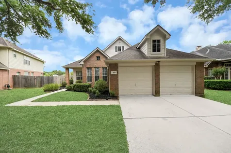 2818 Five Oaks Drive Missouri City TX 77459
