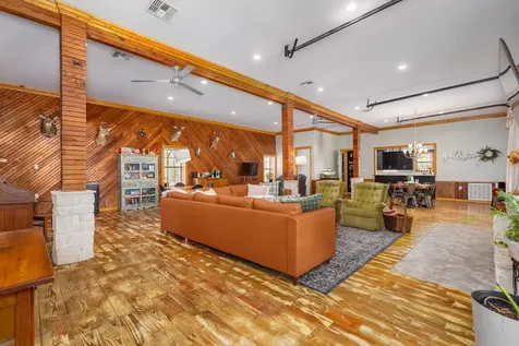 300 Stoddard Drive Nacogdoches TX 75965