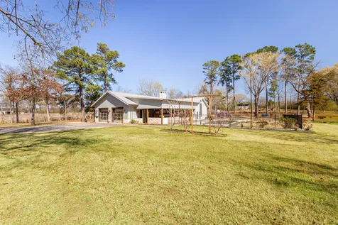 300 Stoddard Drive Nacogdoches TX 75965