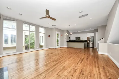 1112 Columbus Street B Houston TX 77019