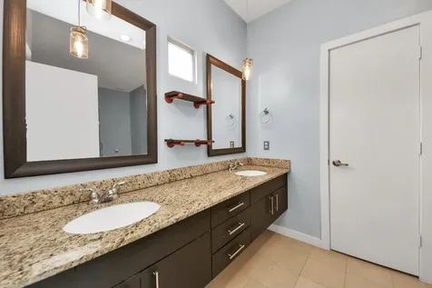 1112 Columbus Street B Houston TX 77019