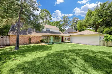 5714 Spanish Oak Drive Houston TX 77066