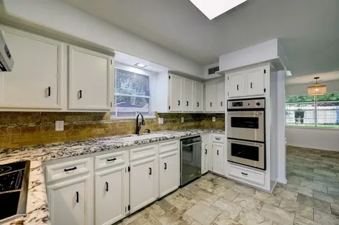 5714 Spanish Oak Drive Houston TX 77066