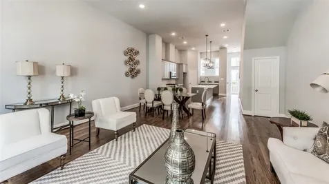 605 W 24th Street Houston TX 77008