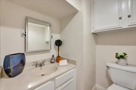 1907 Glencove Drive Seabrook TX 77586