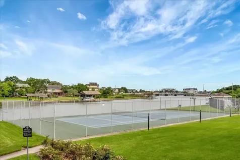 1907 Glencove Drive Seabrook TX 77586