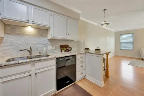 1907 Glencove Drive Seabrook TX 77586
