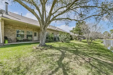 911 Woodfern Glen Lane Pearland TX 77584