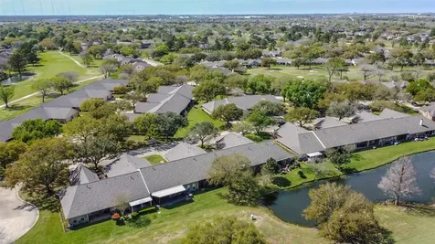 911 Woodfern Glen Lane Pearland TX 77584