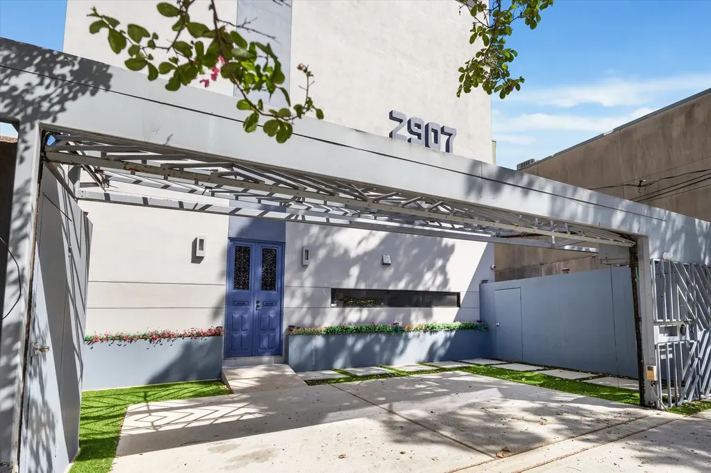 2907 Ferndale Street Houston TX 77098