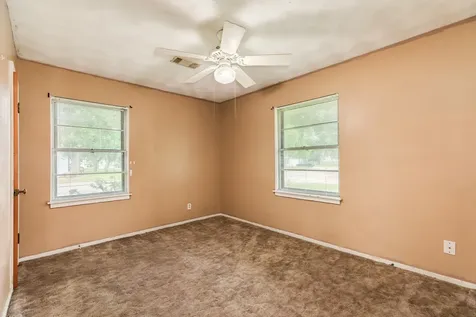 113 Cypress Street Lake Jackson TX 77566