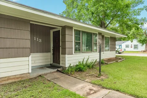 113 Cypress Street Lake Jackson TX 77566