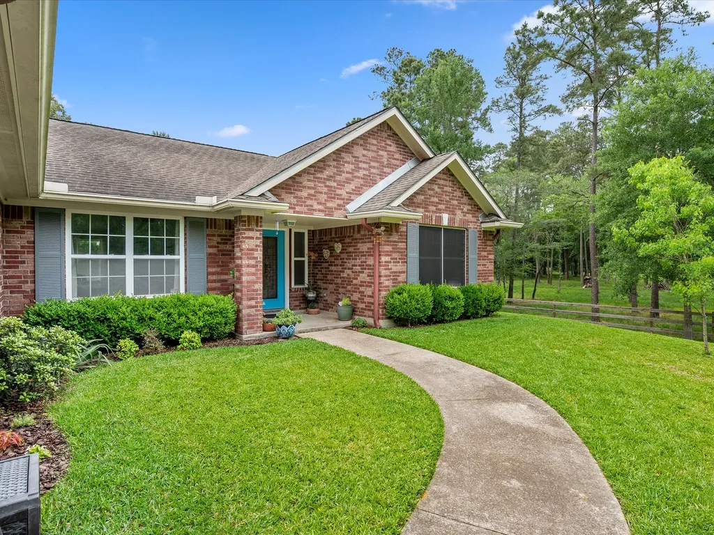 605 Pelican Street Magnolia TX 77355
