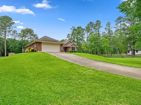 605 Pelican Street Magnolia TX 77355