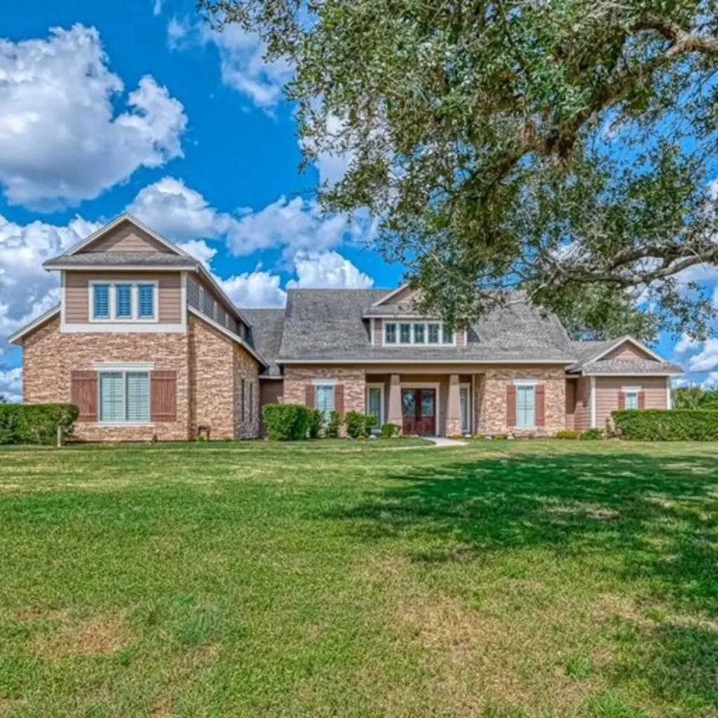 5611 Fulbrook Shores Trace Fulshear TX 77441