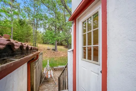 22547 Bayview Circle Huntsville TX 77320