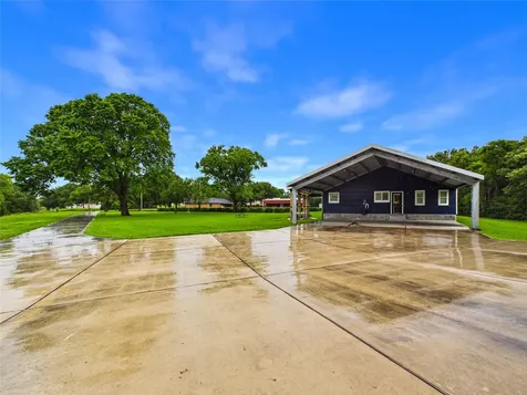 13400 Mount Vernon Street Santa Fe TX 77510