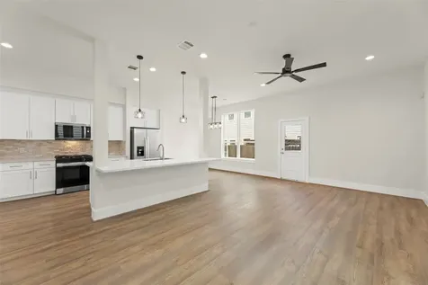 1805 Palmetto Landing Drive Houston TX 77009