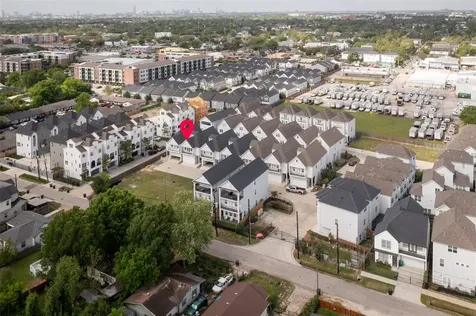 1805 Palmetto Landing Drive Houston TX 77009