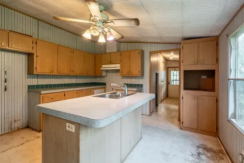 180 An County Road 4251 Palestine TX 75803
