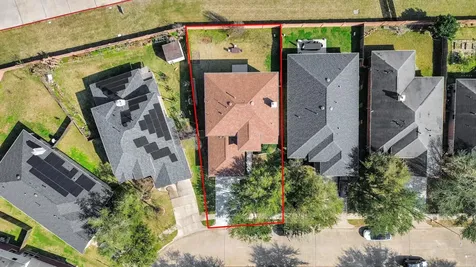 2705 Calico Creek Lane Pearland TX 77584