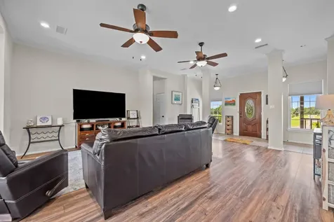 7902 S Redfish Drive Hitchcock TX 77563