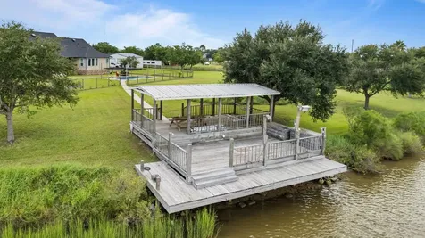 7902 S Redfish Drive Hitchcock TX 77563