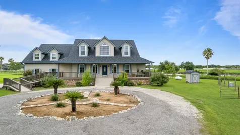 7902 S Redfish Drive Hitchcock TX 77563