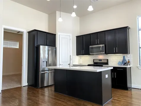 74 N Hutcheson Street Houston TX 77003