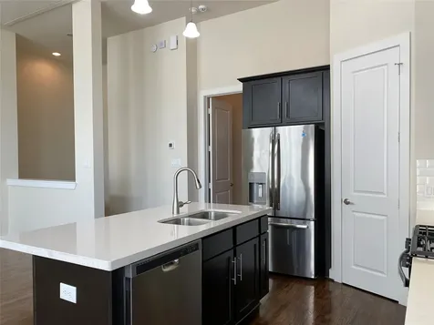 74 N Hutcheson Street Houston TX 77003