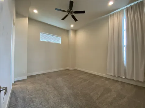 74 N Hutcheson Street Houston TX 77003