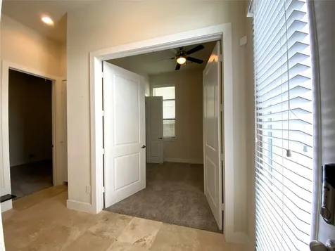 74 N Hutcheson Street Houston TX 77003