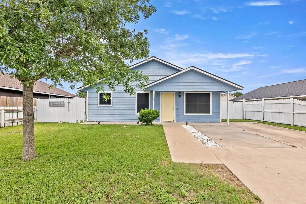 1308 Celias Dream Bryan TX 77803