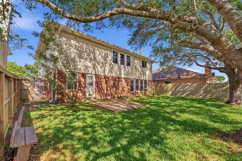 3111 Glenwood Drive Pearland TX 77584