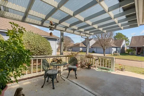2601 S Broadway Street 71 La Porte TX 77571