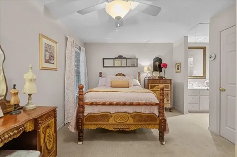 2601 S Broadway Street 71 La Porte TX 77571