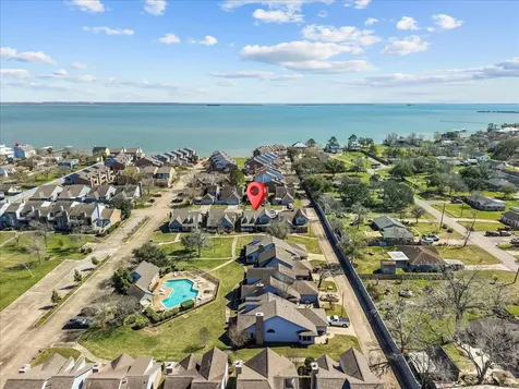 2601 S Broadway Street 71 La Porte TX 77571