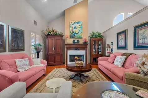 2601 S Broadway Street 71 La Porte TX 77571