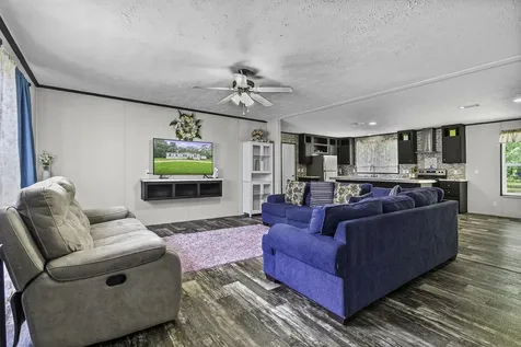 180 Raven Livingston TX 77351