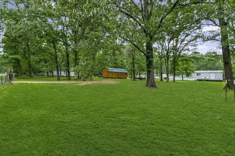 180 Raven Livingston TX 77351
