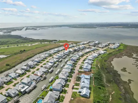 5206 Brigantine Cay Court Texas City TX 77590