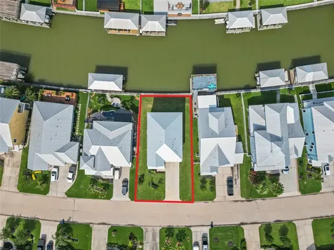5206 Brigantine Cay Court Texas City TX 77590