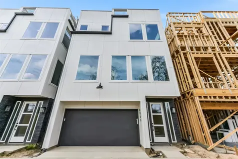 806 Fisher Street B Houston TX 77018