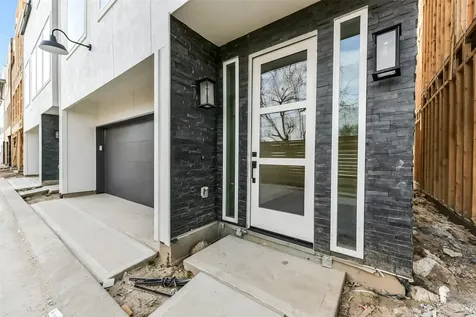 806 Fisher Street B Houston TX 77018