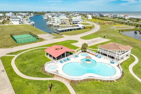 21305 Scissor Tail Lane Galveston TX 77554