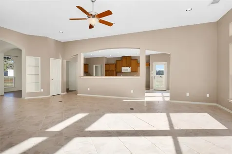 5201 Penny Road Cleveland TX 77328